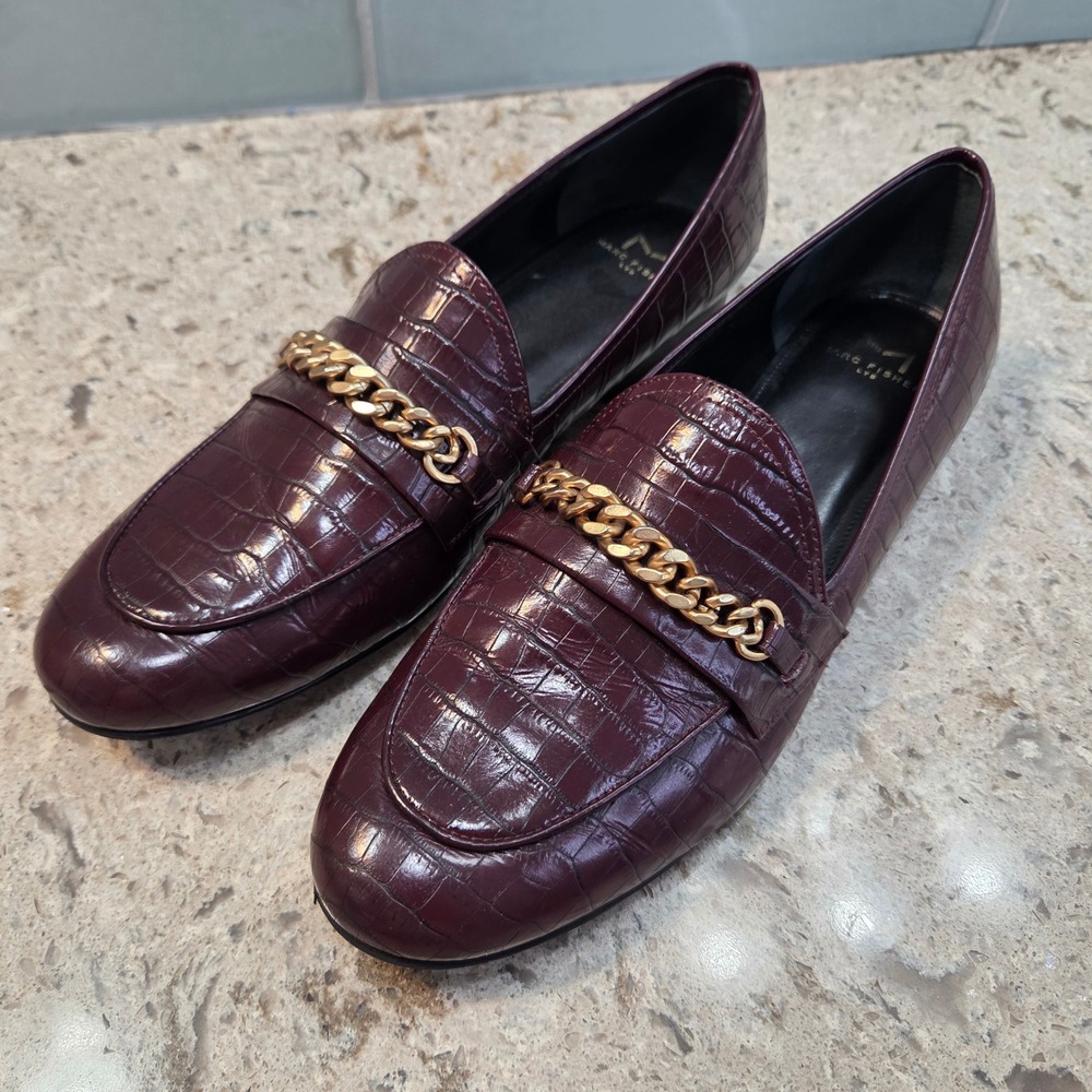 Marc Fisher LTD Burgundy Croc Embossed Chain Link Loafers Women 9.5M Wine Red